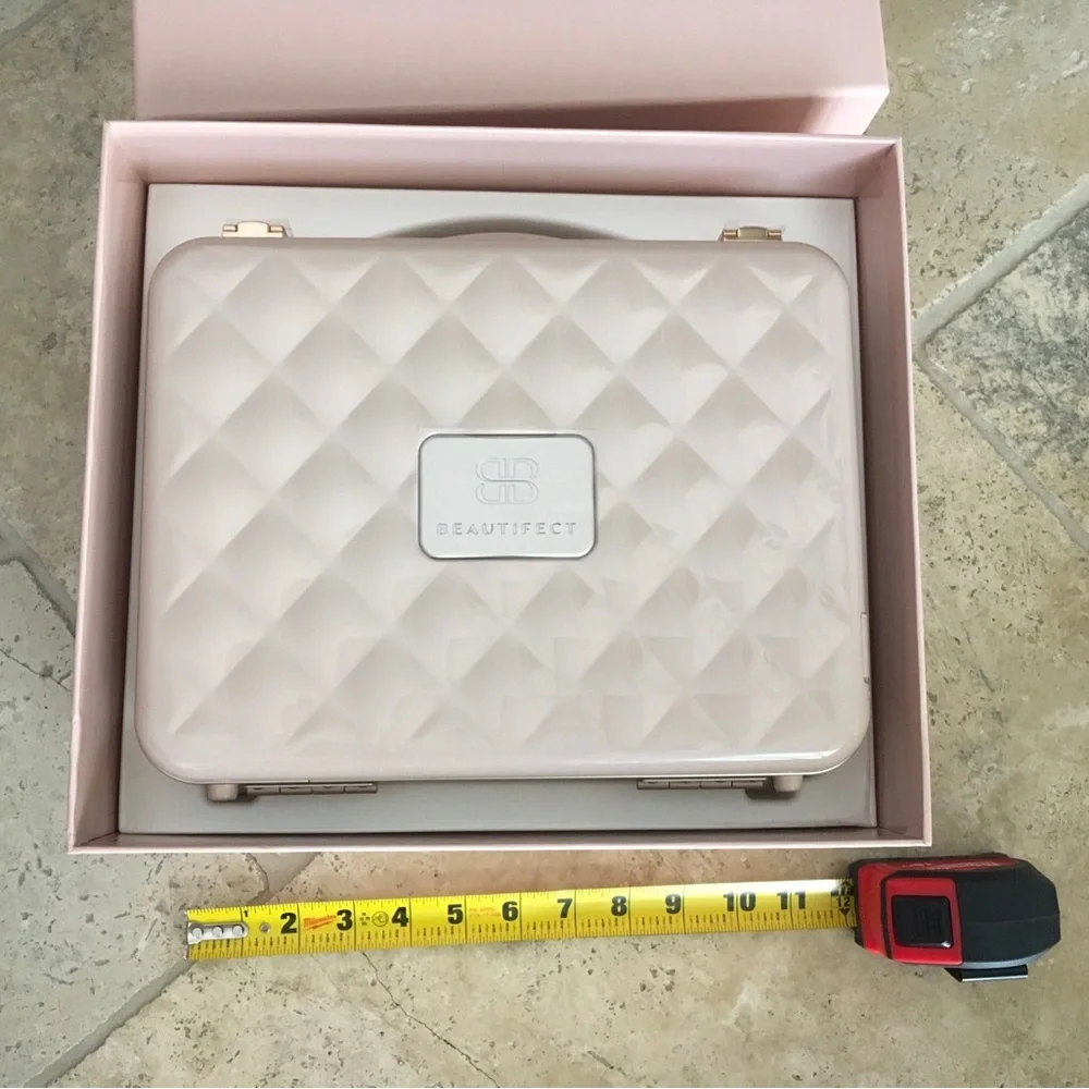 Beautifect Box nude portable illuminated makeup vanity case